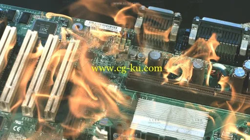 电脑主板慢动作燃烧火焰高清实拍视频素材的图片2