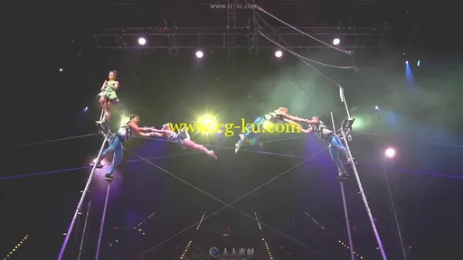 精彩的马戏团杂技表演高空艺术宣传片视频素材的图片1