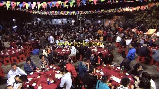 农村宴会酒席喝酒做菜场面高清实拍视频素材的图片1