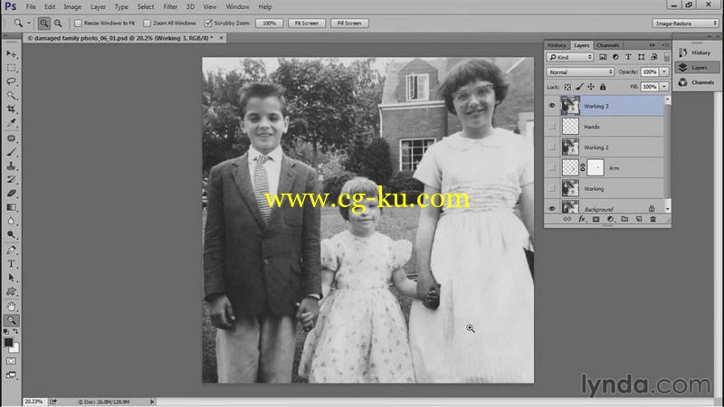 Lynda - Photo Restoration Techniques Recreating Missing Pieces的图片1