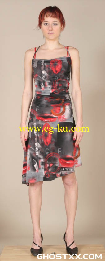 280张 Libusa Standing And Poses 的参考图片的图片1
