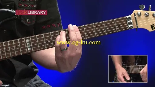 Lick Library: What Is It And How Can I Use It… The Harmonic Minor Scale的图片2
