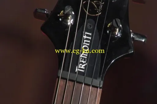 Mark Tremonti – The Sound And The Story 摇滚吉他手Mark Tremonti吉他技术的图片3