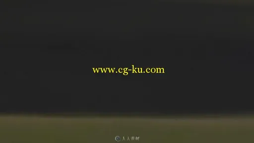 特写地上放高尔夫球实拍视频素材的图片1