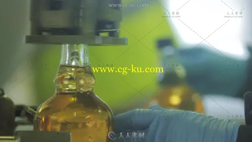 采摘新鲜水果酿酒高清实拍视频素材的图片3
