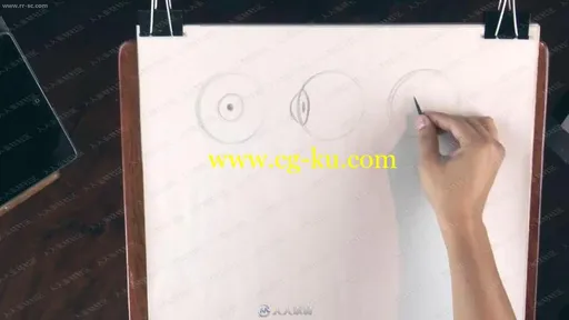 超实用手绘五官特征和面部表情绘画视频教程的图片1
