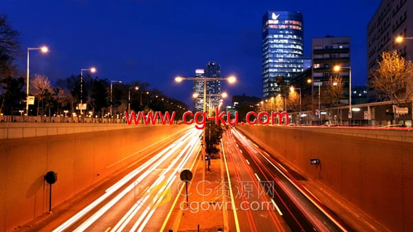 延时拍摄夜间高楼林立的城市地下隧道交通-免费视频素材的图片1